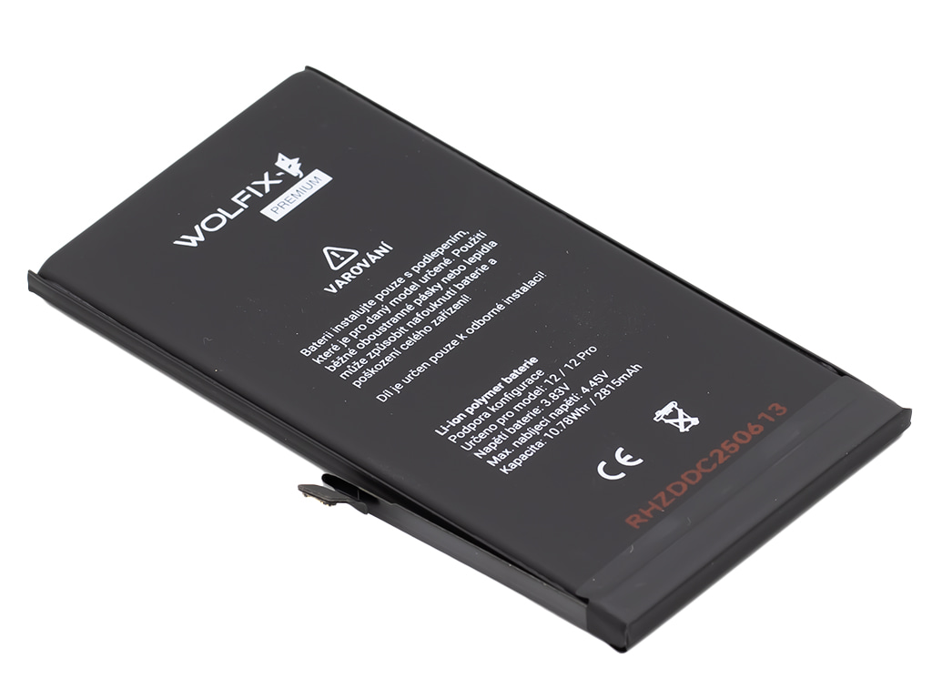 Proces výměny baterie u iPhonu 12 mini v servisu Praha 5